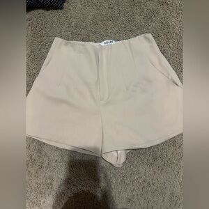 DO+BE Women's High Waist Cream Shorts